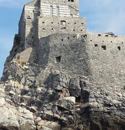 Casa Bouganville Apartment La Spezia