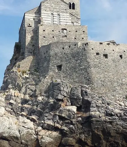 Casa Bouganville Apartment La Spezia